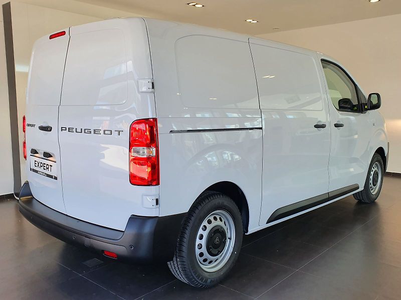 Peugeot Expert (2026) FG L2 2.2 BHDi 150 MAN6 - fotka 6 z 14