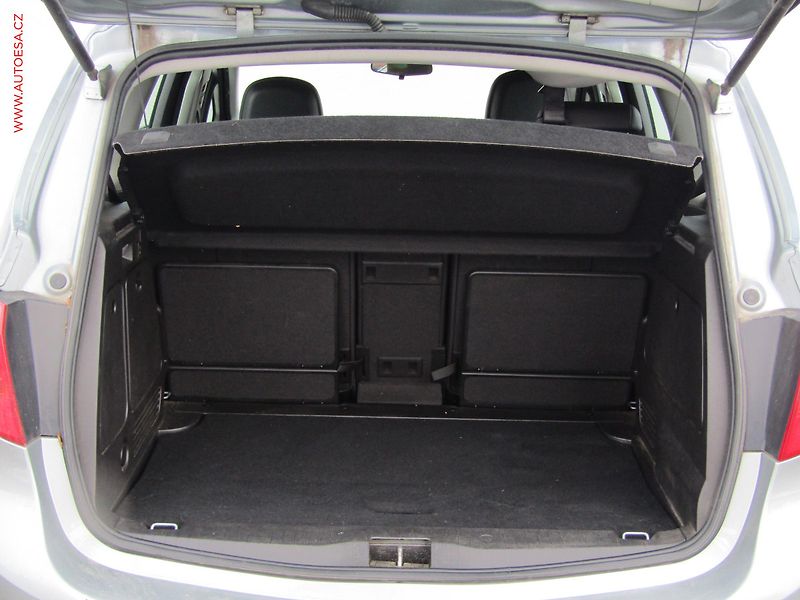 Opel Meriva (2011) 1.4T, AC, temp, park.asist - fotka 7 z 16