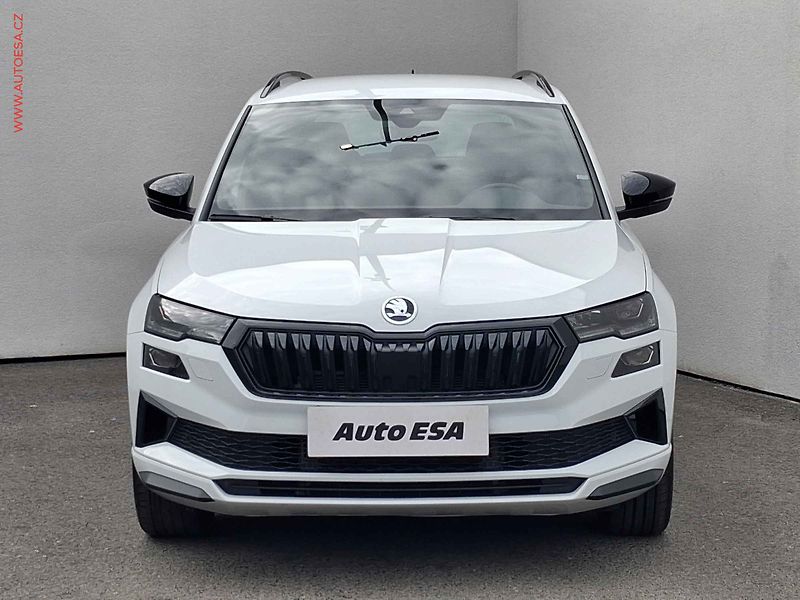 Škoda Karoq (2024) 1.5 TSi, 1.maj,ČR, SportLine - fotka 2 z 20