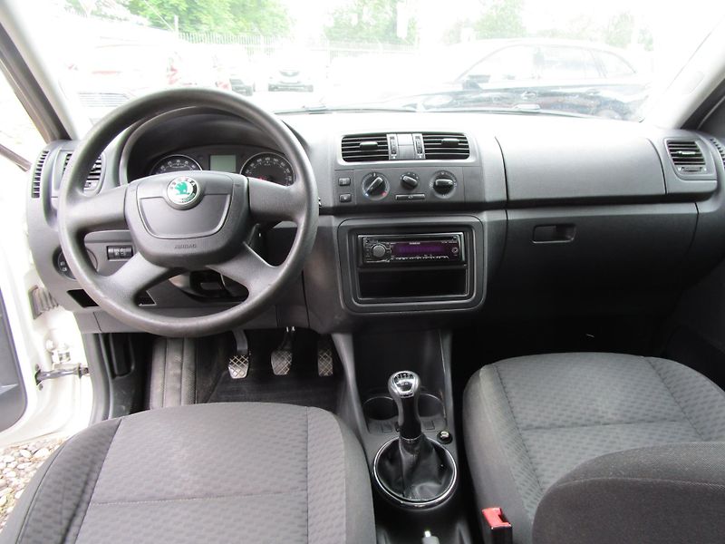 Škoda Fabia - fotka 10 z 17