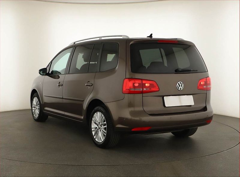 Volkswagen Touran (2015) 1.4 TSI, Serv.kniha, Navi - fotka 4 z 14