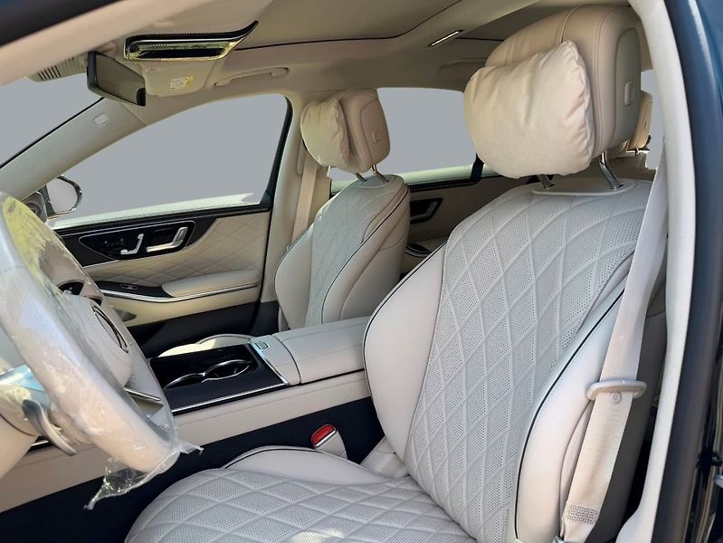 Mercedes-Benz Třídy S (2026) 580 4MATIC AMG, Burmester 4D - fotka 5 z 10