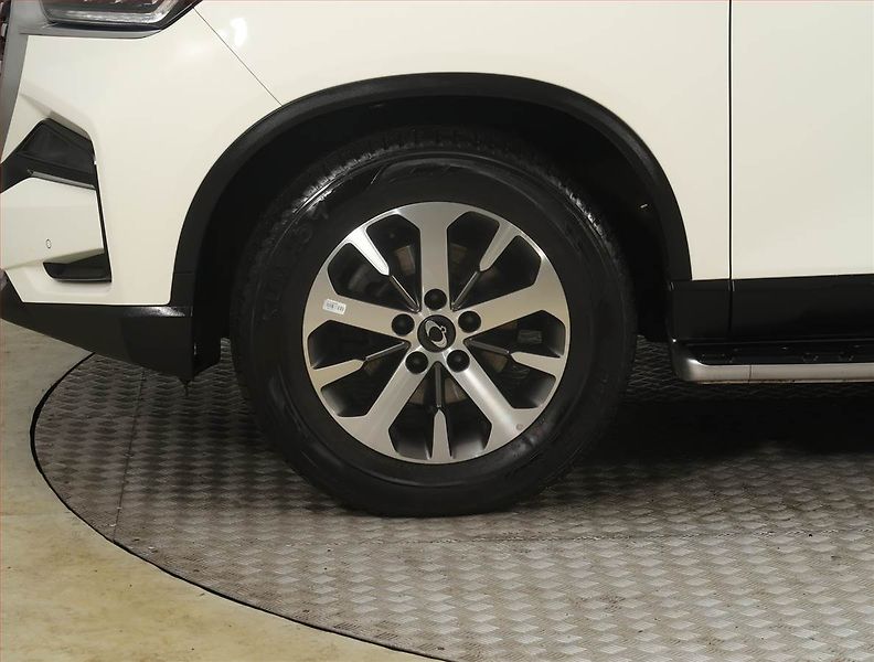 SsangYong Rexton (2024) 2.2 Diesel - fotka 15 z 21
