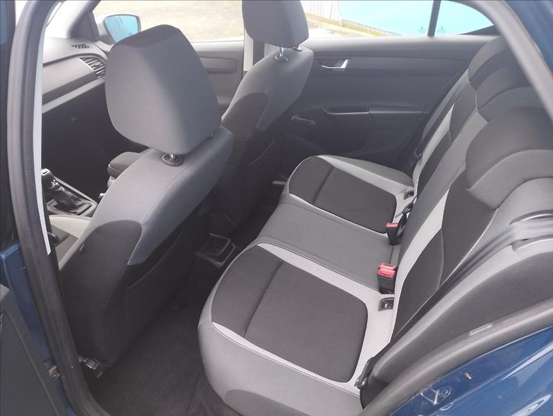Škoda Fabia 1,4 TDi 66KW - fotka 10 z 19