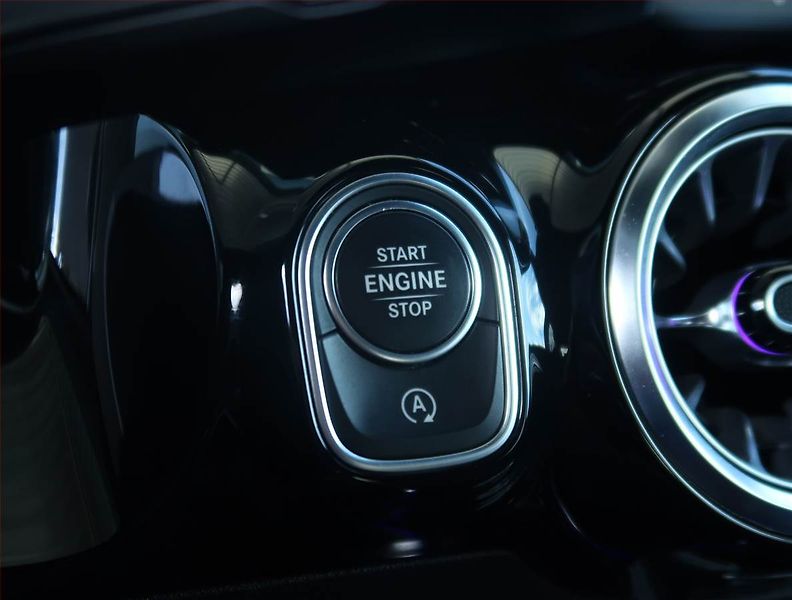 Mercedes-Benz GLA (2021) 220 d 4MATIC - fotka 18 z 23