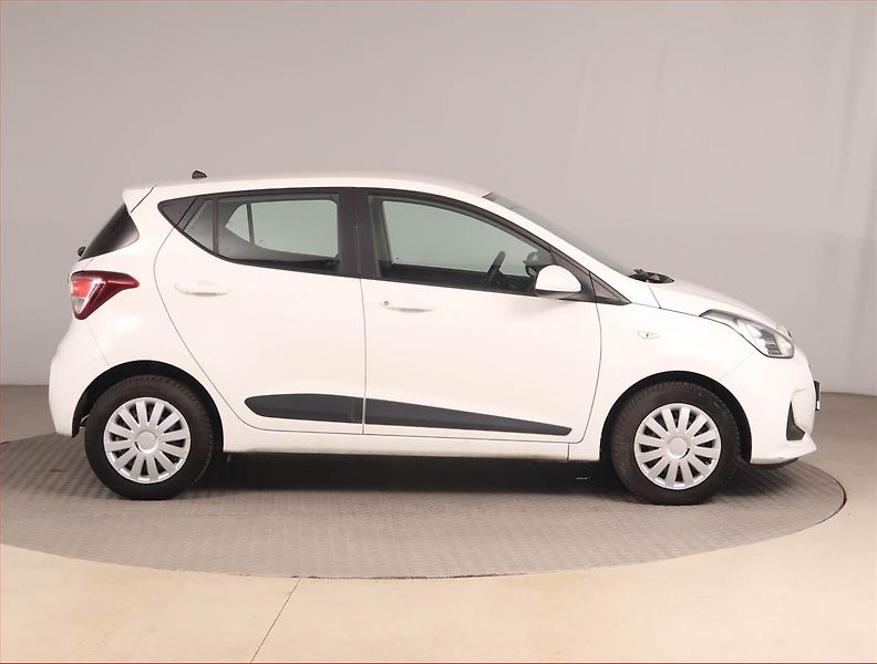 Hyundai i10 (2018) 1.0, ČR,1.maj, Serv.kniha - fotka 6 z 15