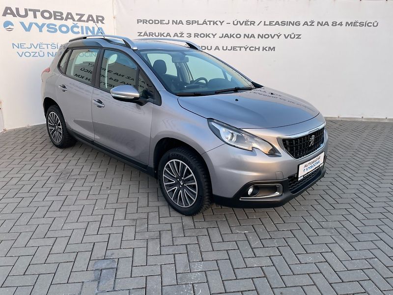 Peugeot 2008 (2019) 1.2PT Car Play! Navigace! - fotka 3 z 26