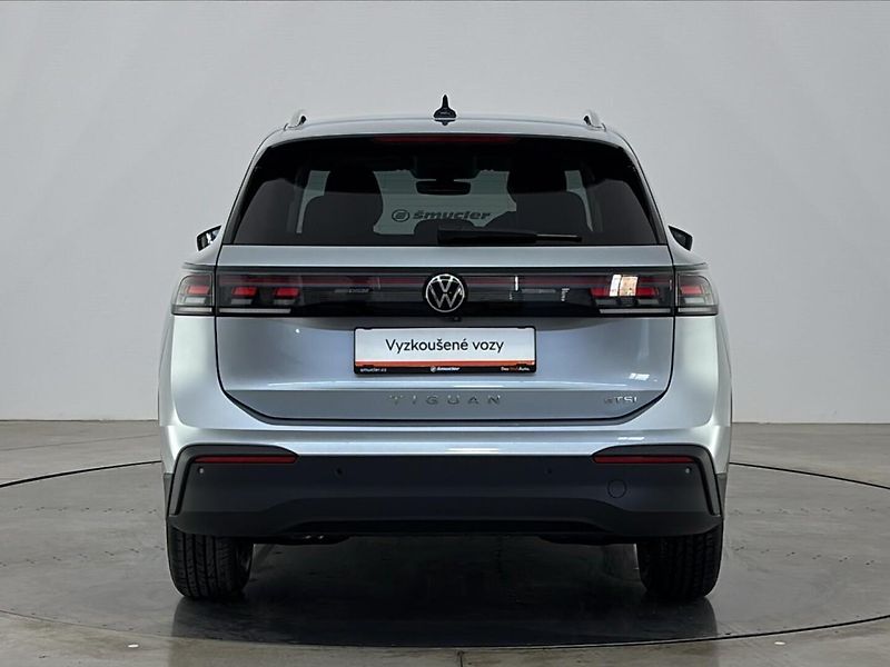 Volkswagen Tiguan People DSG - fotka 17 z 30