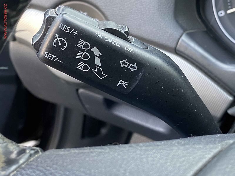 Škoda Octavia (2008) 2.0TDi, ČR, ČR, výhř.sed. - fotka 13 z 17
