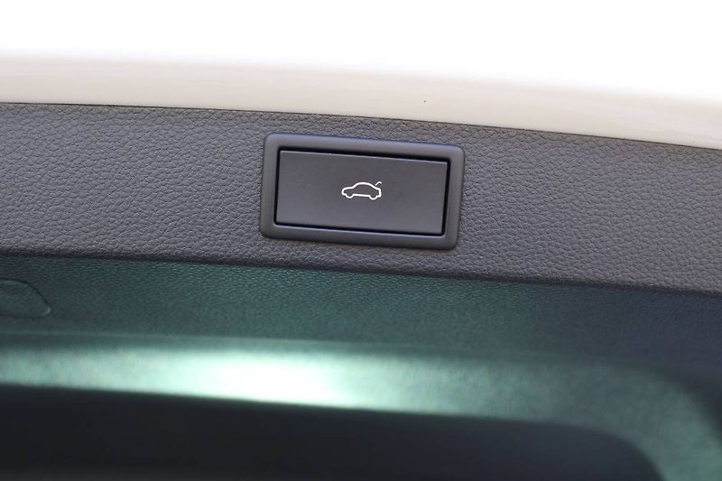 Škoda Karoq (2022) 1.5 TSI 110 kW LED manuál - fotka 32 z 35