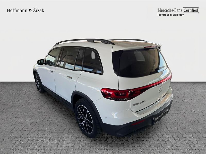Mercedes-Benz EQB 300 4MATIC - fotka 7 z 20