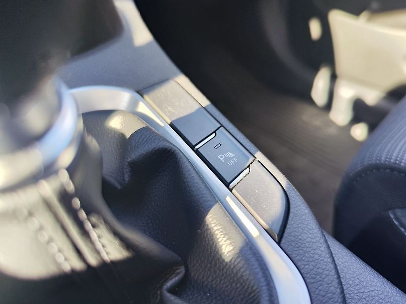 Hyundai i30 1.0 T-GDI/88kW Start Plus - fotka 18 z 28