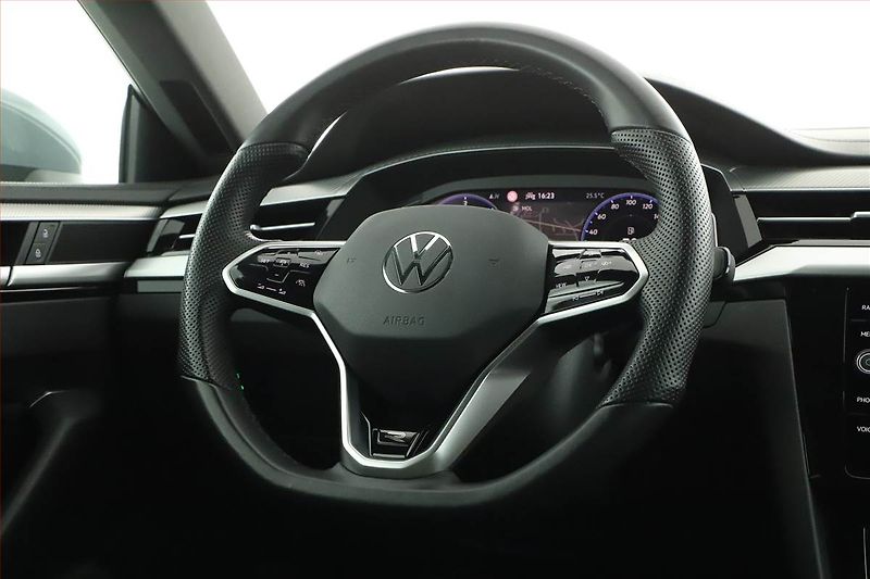 Volkswagen Arteon (2023) R-line 2.0 TDI - fotka 8 z 20