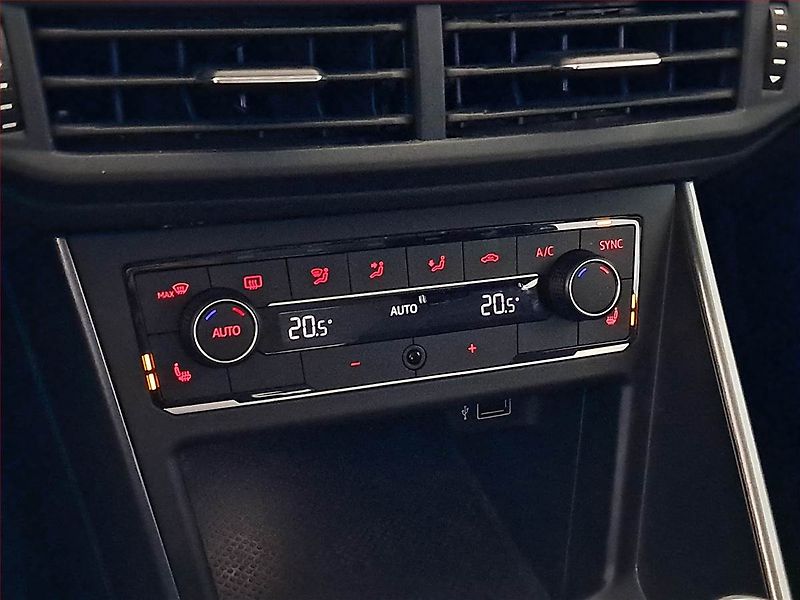 Volkswagen Polo (2018) 1.0 TSI, Tempomat - fotka 16 z 18