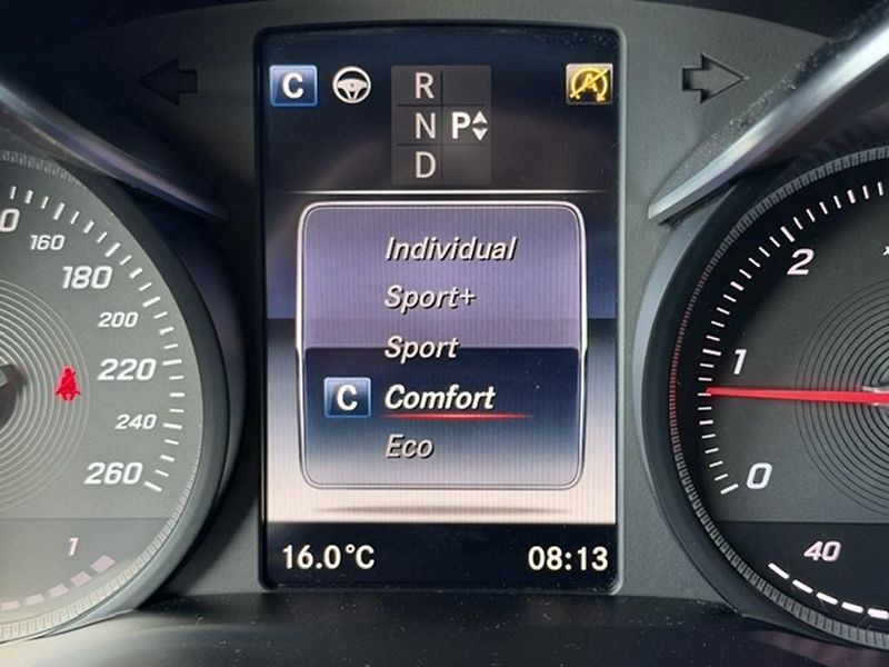 Mercedes-Benz GLC 250d 4MATIC, AMG PAKET, ČR - fotka 24 z 39