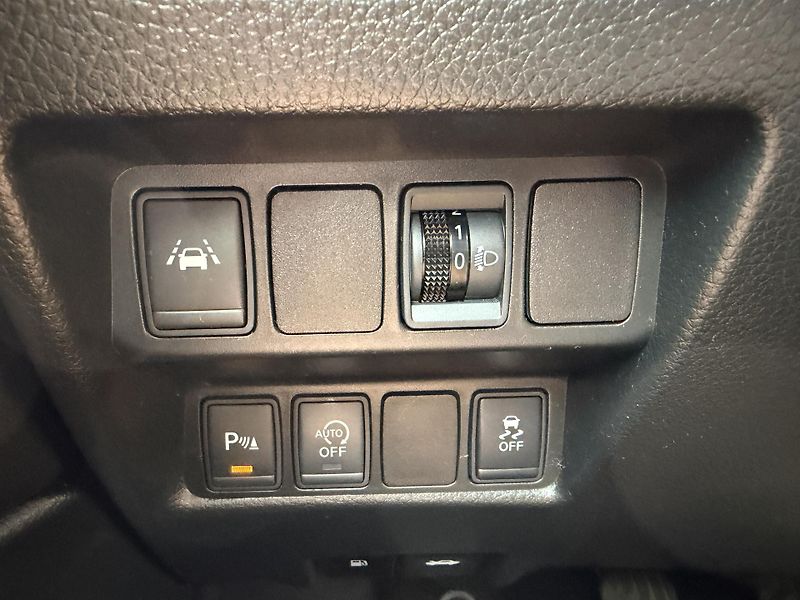 Nissan Qashqai 1.2 DIG-T DPH ROZVODY SERVISKA - fotka 16 z 33