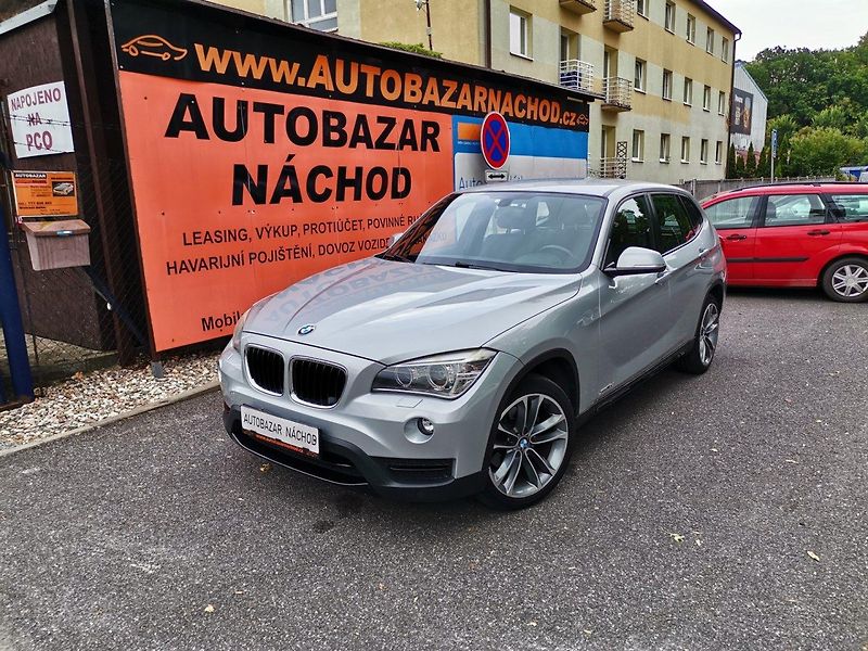 BMW X1 (2013) 118D 105kw xDrive AUT XEN - fotka 8 z 26