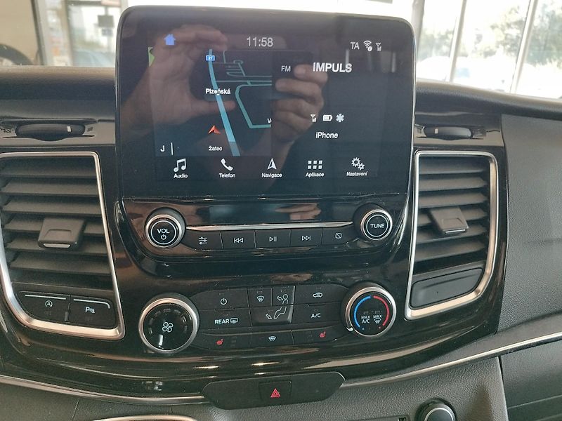 Ford Tourneo Custom (2019) 2,0TDCI,125KW,ALU,LED,NAVI,ČR - fotka 14 z 23