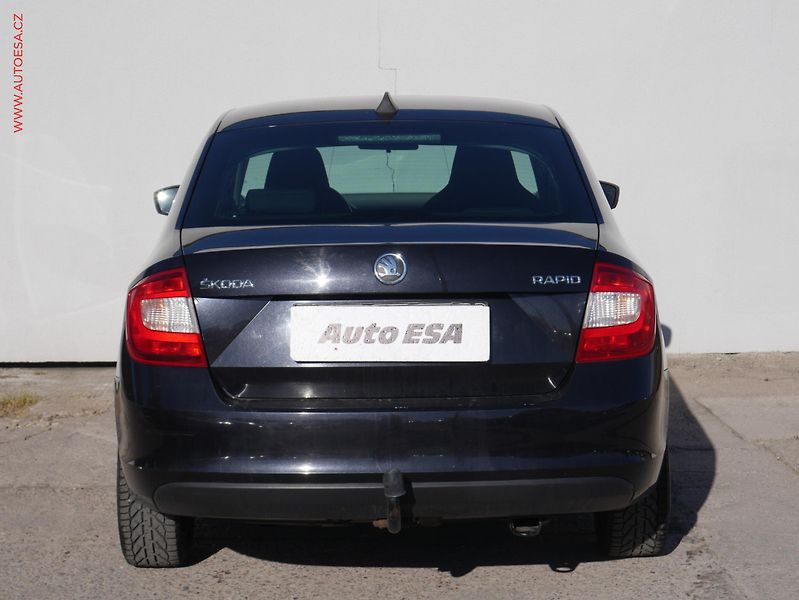Škoda Rapid (2014) 1.6 TDi, ČR, AC, tažné - fotka 5 z 15