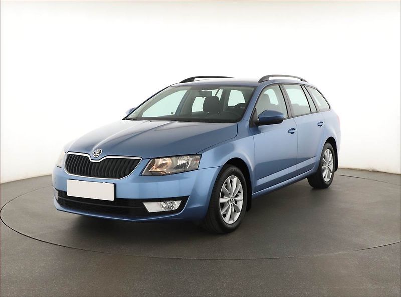 Škoda Octavia (2014) 1.6 TDI, Serv.kniha, Tempomat - fotka 2 z 13