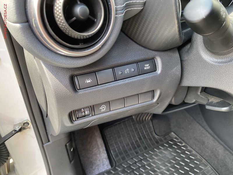 Nissan Juke (2021) 1.0 DiG-T ENIGMA, AT, navi - fotka 14 z 18