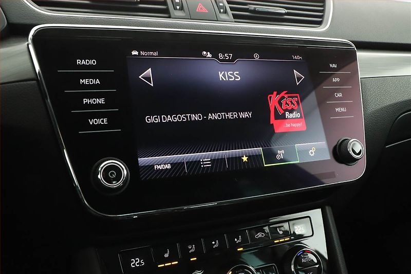 Škoda Superb (2021) Style 2.0 TDI - fotka 17 z 21