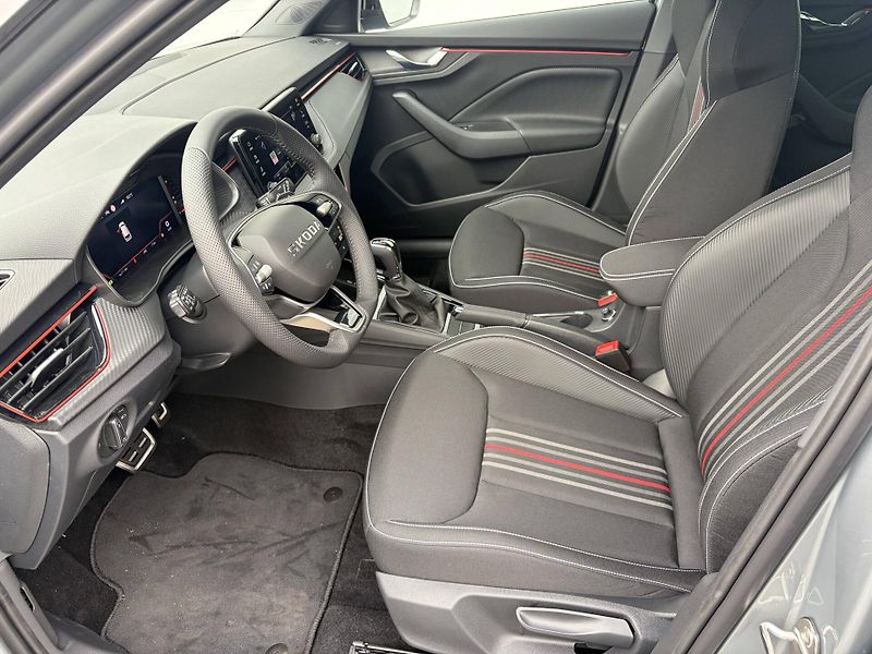 Škoda Kamiq (2026) Monte Carlo 7DSG 1,0TSI - fotka 7 z 24
