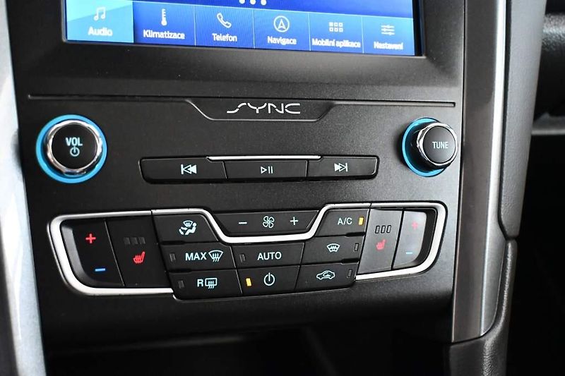 Ford Mondeo (2021) 2.0 Kamera Tažné ECOBLUE - fotka 19 z 36