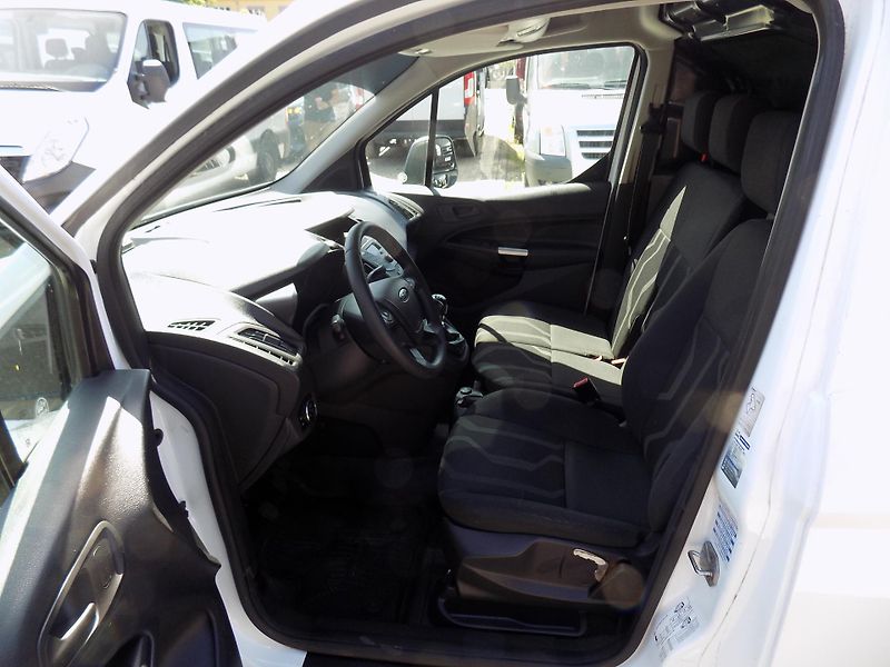 Ford Transit Connect 1,5 TDCI 88 KW KLIMA ČR!!! - fotka 21 z 44