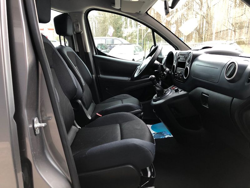 Peugeot Partner Tepee (2009) 1.6 HDi, TAŽNÉ - fotka 15 z 24
