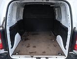 Toyota ProAce City (2020) 1.5 D4-D, ČR - náhled 11