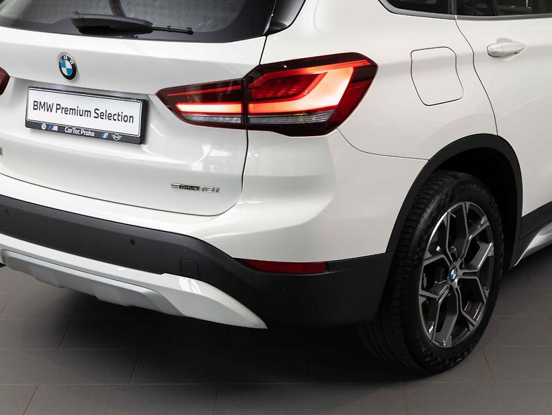 BMW X1 sDrive18i - fotka 9 z 22
