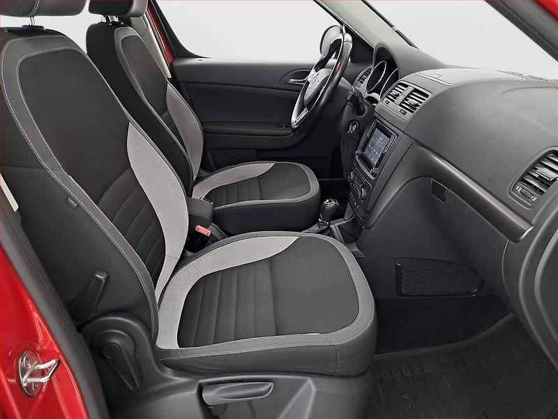 Škoda Yeti (2016) 2.0 TDI, 4X4, Automat, Navi - fotka 9 z 20