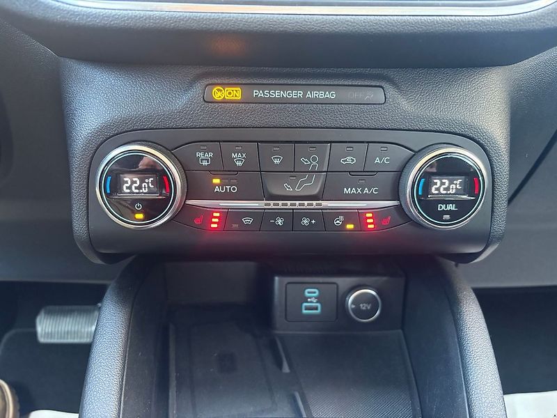 Ford Kuga 2.0EB-140KW/2021/TITAN-4x4-Z36 - fotka 43 z 49