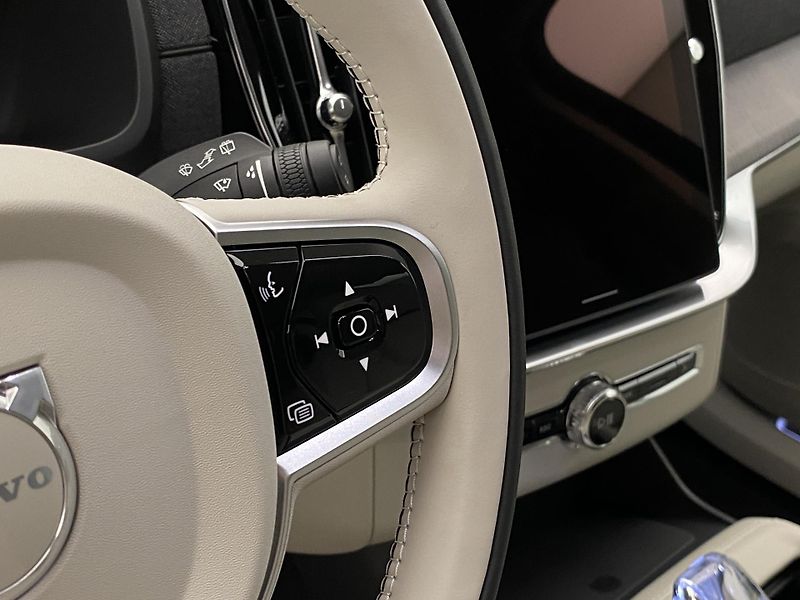Volvo XC90 (2026) B5 AWD AUT BRIGHT PLUS 7míst - fotka 25 z 71