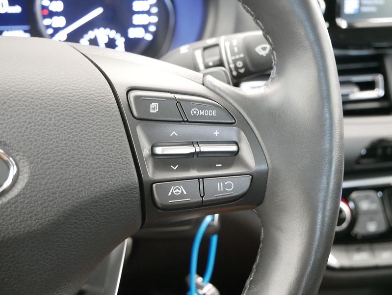 Hyundai i30 - fotka 17 z 29