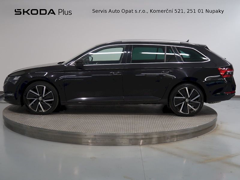 Škoda Superb (2023) STYLE PLUS 2.0TDI 147KW 4x4 DS - fotka 3 z 40