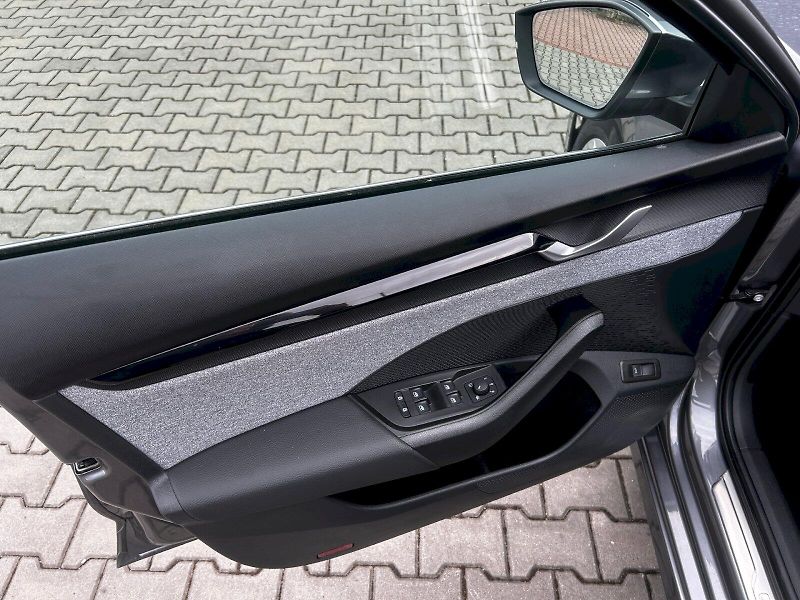 Škoda Octavia (2025) Combi 2.0 TDI 110kW DSG Select - fotka 22 z 35