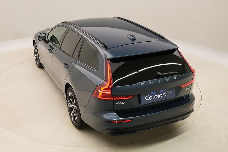 Volvo V60 (2026) B4 AUT DARK PLUS - fotka 17 z 57