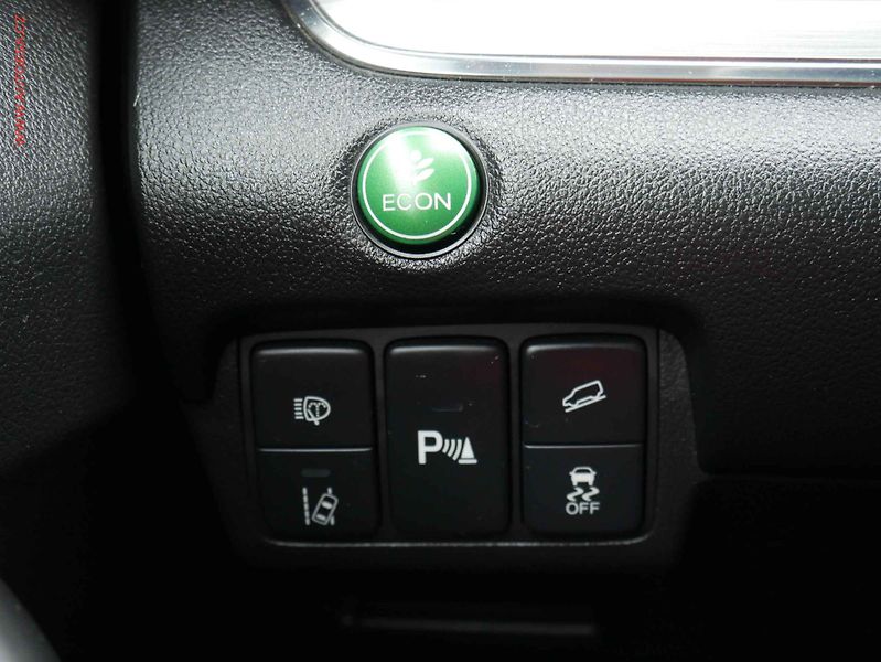 Honda CR-V (2015) 1.6D-TEC 4x4, 2.maj,ČR - fotka 18 z 19