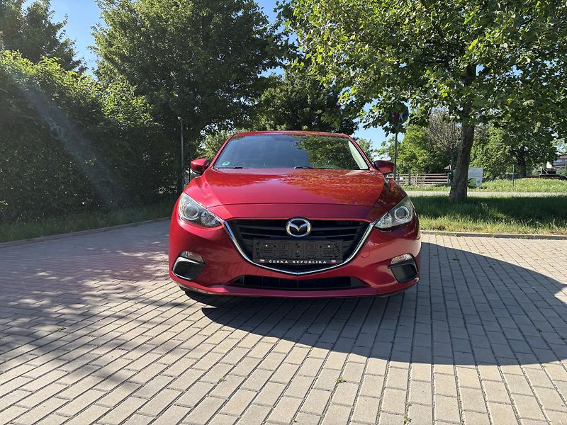 Mazda 3 1.5 Prime-Line - fotka 16 z 28