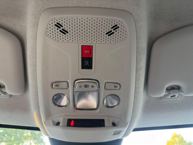 Citroën C4 1.2i 130 S&s 1.MAJITEL ČR DPH  - fotka 25 z 30