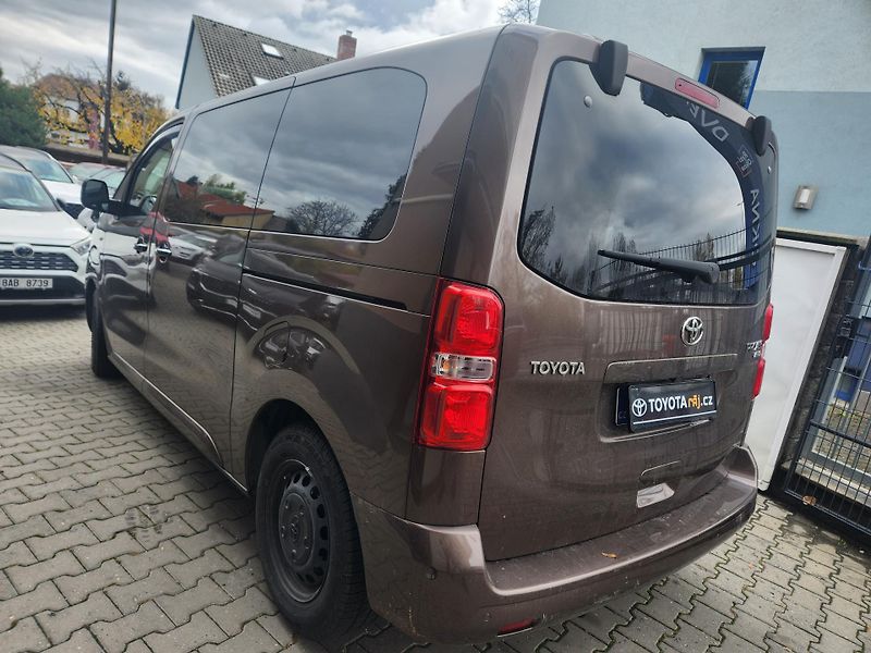 Toyota ProAce (2020) 2.0-8 MÍST-PRAV.SERVIS-KAMERA - fotka 6 z 11
