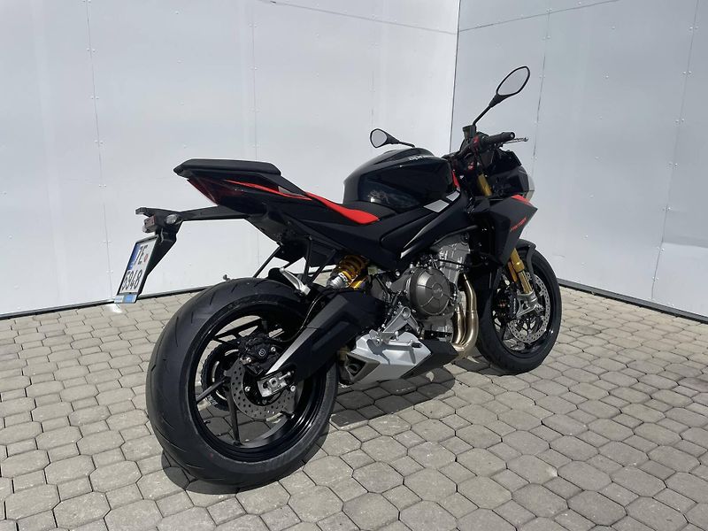 Aprilia (2025) Tuono 660 Factory EU5+ - fotka 3 z 12