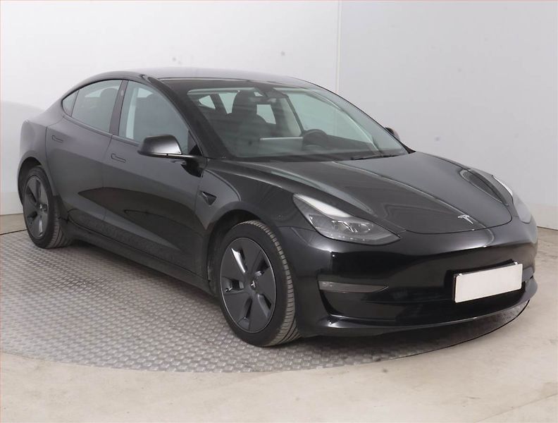 Tesla Model 3 (2022) Long Range 4WD 79kWh, SoH 91% - fotografie inzerátu