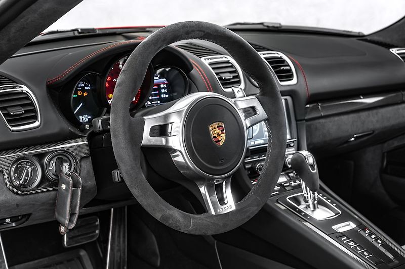 Porsche Cayman GTS, 1.majitel, TOP stav - fotka 16 z 26