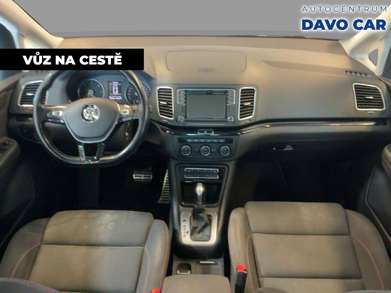 Volkswagen Sharan 2,0 TDI 135kW DSG Sound 7Míst - fotka 3 z 10