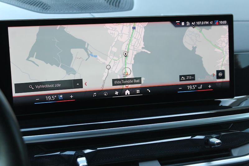 BMW X7 X7 xDrive40d - fotka 18 z 33
