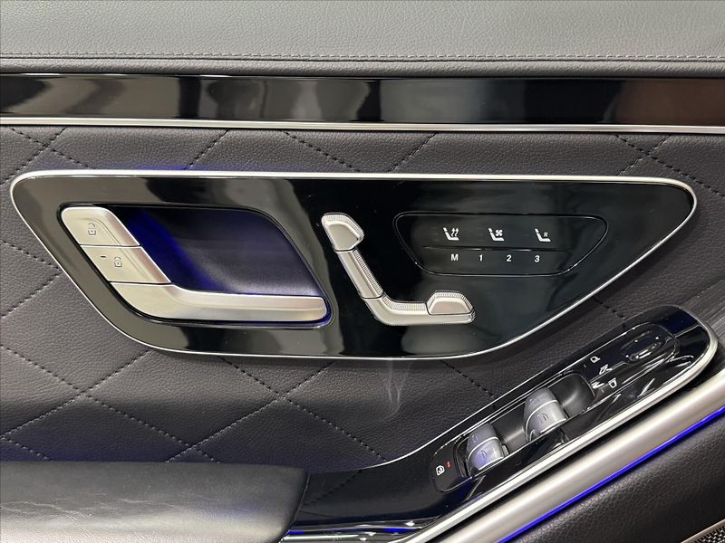 Mercedes-Benz Třídy S 350d AMG 4MATIC MASÁŽE - fotka 19 z 25