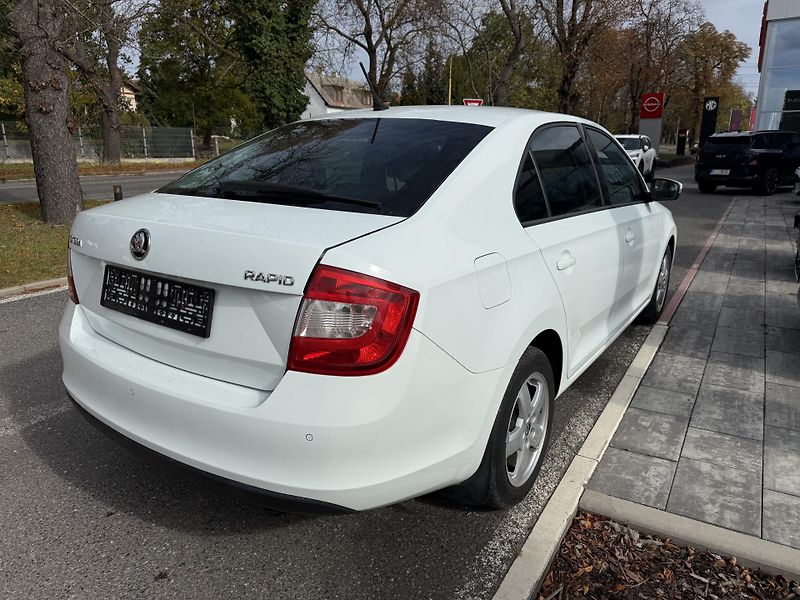 Škoda Rapid 1.2 TSI 81kw - fotka 9 z 9